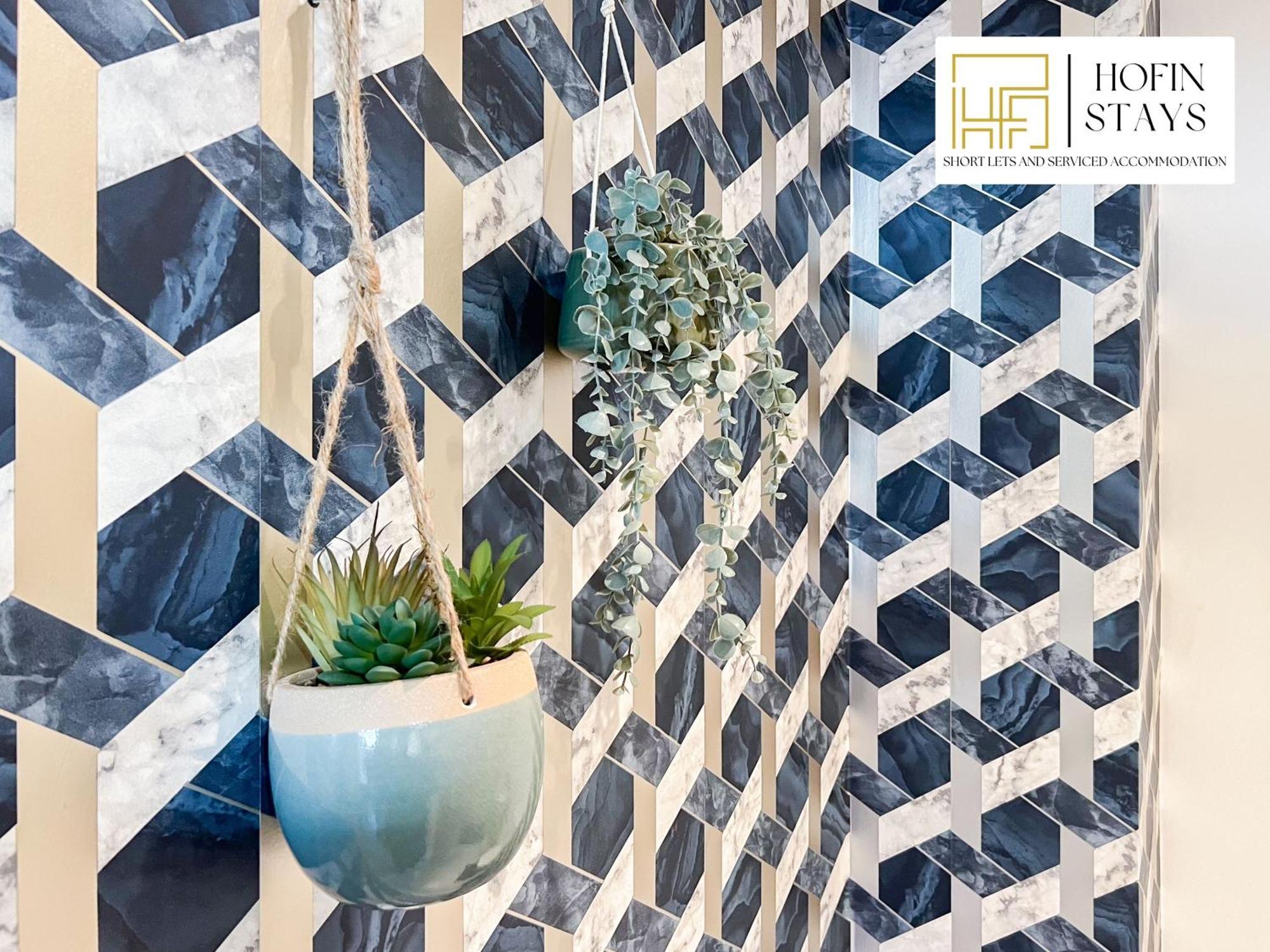 Last-Minute Reserve L Premium Deal On 2 Double Bed Apartment For 6 Guests L Best Deals L Hofin Stays Short Lets & Serviced Accommodation London Exterior photo