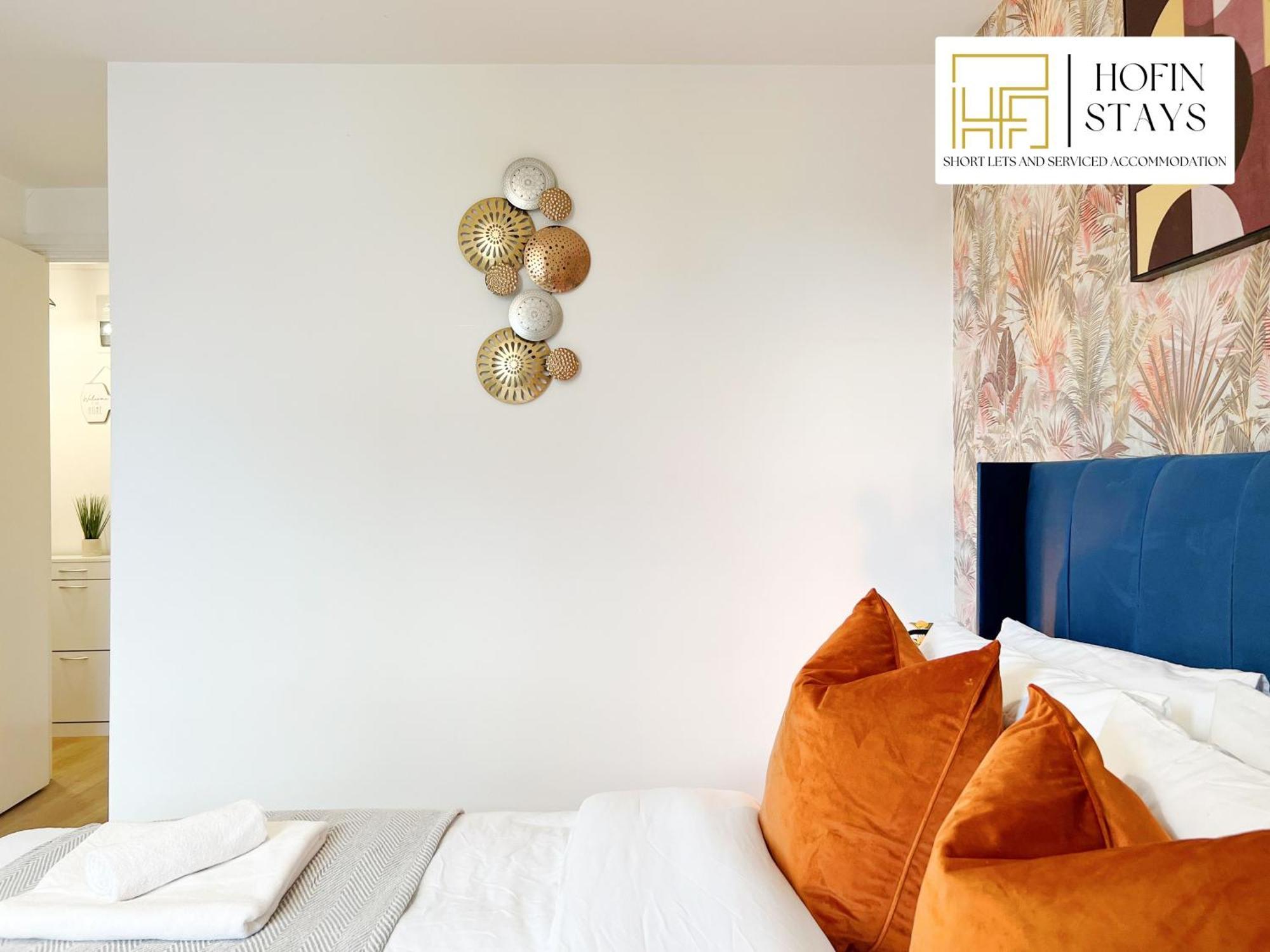 Last-Minute Reserve L Premium Deal On 2 Double Bed Apartment For 6 Guests L Best Deals L Hofin Stays Short Lets & Serviced Accommodation London Exterior photo
